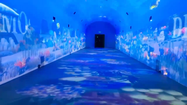 離海最遠的海洋文化中心，SEEMILE點亮嵌入沙漠的海底隧道